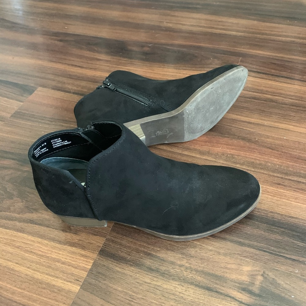 Little black booties